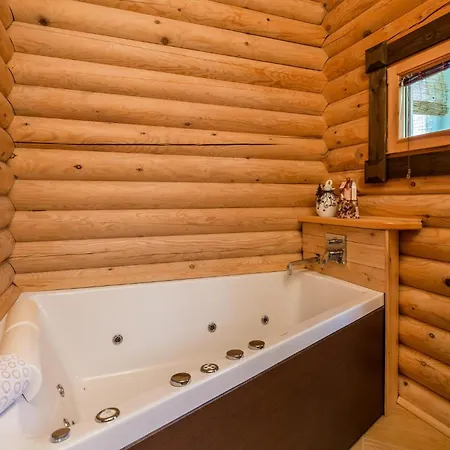 Σπίτι διακοπών Gorgeous In With Sauna